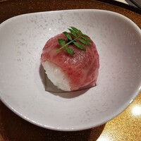 西麻布けんしろう - 常陸牛手毬寿司