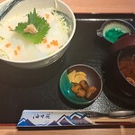 おけしょう鮮魚の海中苑 - イカ丼1,500円