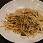 世界の山ちゃん - 台湾ラーメンの具(ビールめっちゃ進みます)