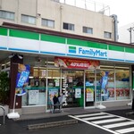 ファミリーマート - 伊勢市駅からほど近く