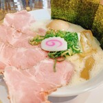 鶏そば のぶる - 鶏そば全のせ