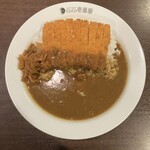 CoCo壱番屋 - 福神漬けをたっぷりと。