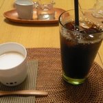 Taka - 焼芋のブラマンジェとアイスコーヒー