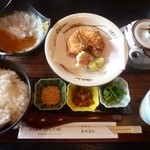 食事処 平成魚松 - 鯛茶漬けとフグの唐揚げセット　1040円
