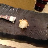 鮨棗 本店 - 赤貝の握り、コリコリ
