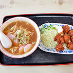 カドヤ食堂 - 料理写真:ラーメンｗｉｔｈから揚げ