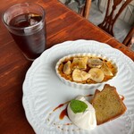 カフェ　ムルソー - 【ケーキセット】
            『アイスアールグレイティー』
            『クレームブリュレ』
            『かぼちゃのケーキ』