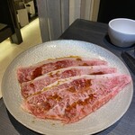 YAKINIKU 八山牛 - 