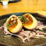 Dainamikku Kicchin Ando Ba- Hibiki - 響の香りがついた燻製卵