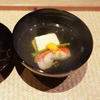 御幸町 田がわ - 金目鯛と枝豆豆腐、ほうれん草、菊花のお椀