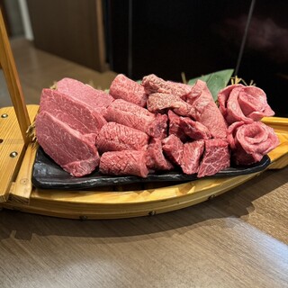 会員制焼肉 松阪屋 - 料理写真: