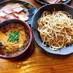 Menya Tsururi - 『醤油焼豚つけ麺』