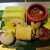 御料理 寺沢 - 先付　芋のチップスが綺麗でした