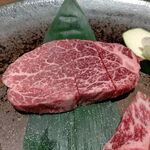 焼肉・しゃぶしゃぶ たちばな - ●ﾗﾝﾁ 単品。中瓶ビール 900円＋サービス料10% 90円=990円