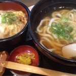 手打うどん けんどん屋 - 