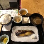 赤津加 - 本日の焼き魚定食1000円
