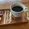 ザッカ ツーエフ カフェ - 一杯ずつ、豆を挽いて入れてくれる本格派