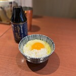 酒肴場 屯 - 【限定】名古屋コーチン卵かけご飯¥100は本日のみのサービスメニュー