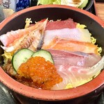 回転寿司喜楽 - ちらし寿司