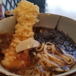 Monju - うどんの麺の表情。