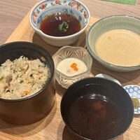 しゃぶしゃぶと焼肉 わにく ミッドランドスクエア店 - 