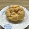Oosaka ya - 一番人気のシュークリーム（税込み１４７円）
