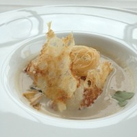 アリス イン 高松 - フランス産シイタケと讃岐コーチンのスープ