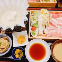 しゃぶしゃぶ 紺  東町本店 - 