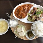 ダイニングキッチンgigi 910 えんび - gigiコンビ定食   エビチリ   回鍋肉
