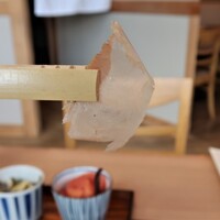 出汁しゃぶおばんざい おかか 市ヶ谷 - 極薄の0.01mmの薄さで店舗で削り出している【本枯節】