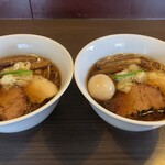 麦づら - 別々な物を注文したかったのですが醤油900円と味玉醤油1050円しか残ってませんでした