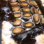 Remerciements OKAMOTO - 蝦夷アワビを塩と昆布で包んで焼き上げました