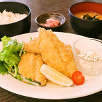 Exquisite! ! Fried horse mackerel set meal