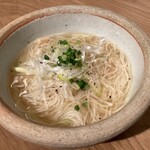 Tori To Seiromushi Kinkura - 鶏ガラスープのにゅう麺