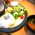 トナリカフェ - ごはんランチ