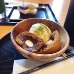 中村屋羊羹店 - 茶まんバター アイス添えセット