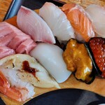 タカマル鮮魚店 - 本鮪地魚握り アップ