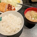 もち豚とんかつ たいよう - ロースカツ定食