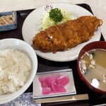 Echigoya - エチゴヤ(ポテトサラダ入りとんかつ)