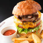 エーエス クラシックス ダイナー KOMAZAWA - ベーコンチーズバーガー