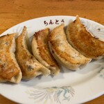 中華 ちんとう - ちんとう(焼き餃子)