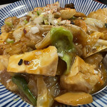中華 虎楼 - 牛ホルモン豆腐煮
