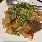 VIAMINO - 牛頰肉のパスタ