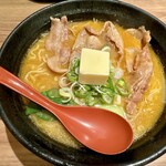 麺屋 開高 - 十勝ホエー豚麺バタートッピング