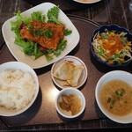 中国料理 竜苑 - ランチ　油淋鶏セット