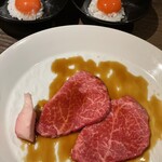 黒毛和牛焼肉 白か黒 - 