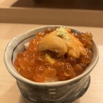 鮨 一新 - いくらとウニ