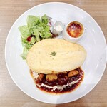 サロン卵と私 - 料理写真:スフレオムライスプレート　1380円