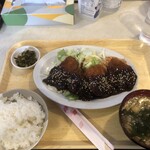 三丁目 にしや食堂 - 味噌チキンカツ定食（８５０円）