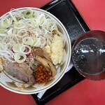 ラーメン もっけだの - 『赤唐味噌まぜそば(食べるラー油付+ネギ)』